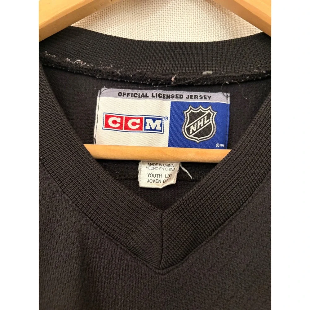 CCM Pittsburgh Penguins Evgeni Malkin 71 Hockey Jersey Youth L/XL Black Gold NHL